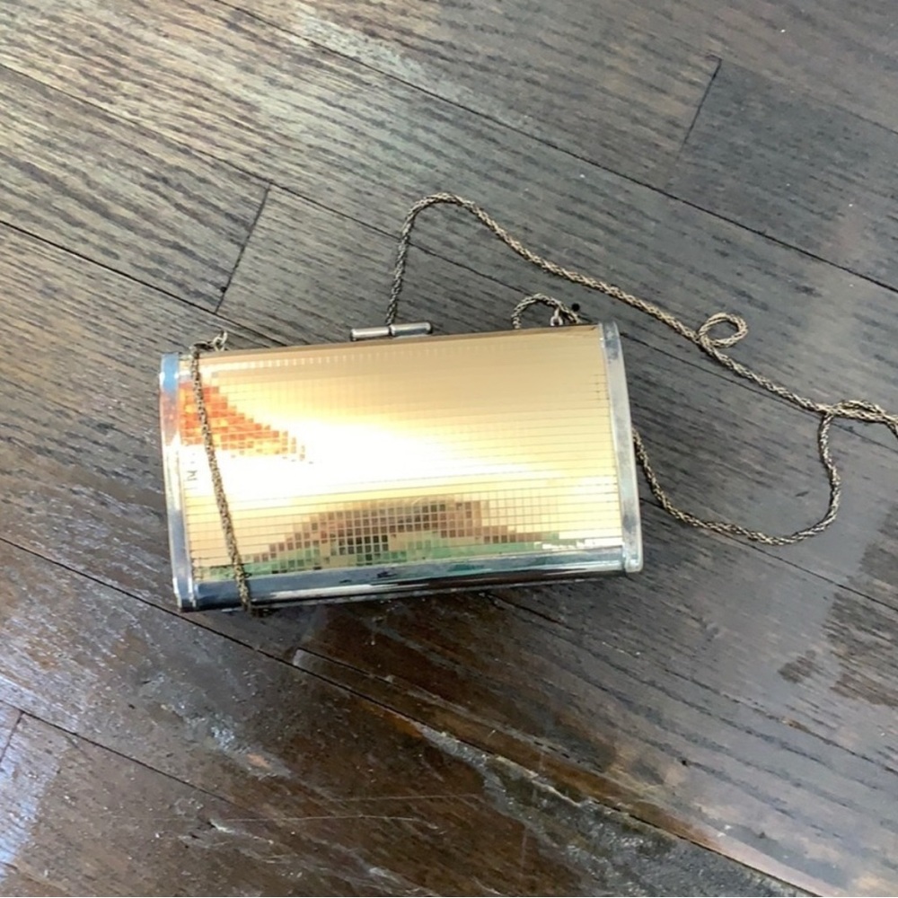 gorgeous vintage bag made of gold and silver. - Picture 8 of 8